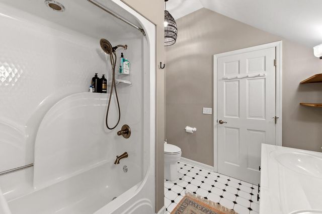 657 Campbell Camp Circle, Blue Ridge, GA 30513