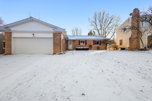 1228 Kimberly Drive, Lansing, MI 48912