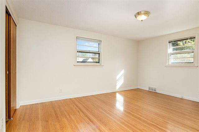 16 Summit Street, Perinton, NY 14450