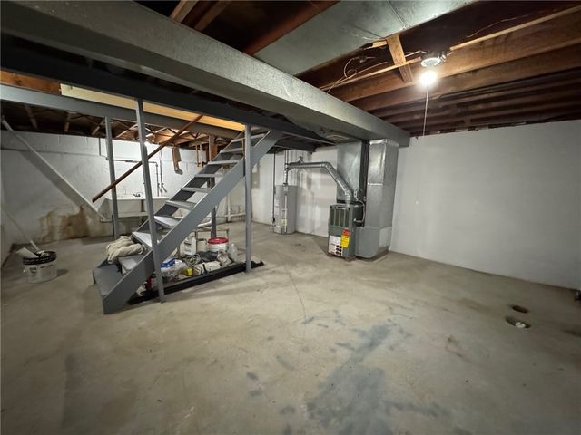 16 Summit Street, Perinton, NY 14450