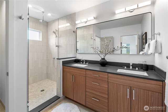 1761 NW 62nd Street, Seattle, WA 98107
