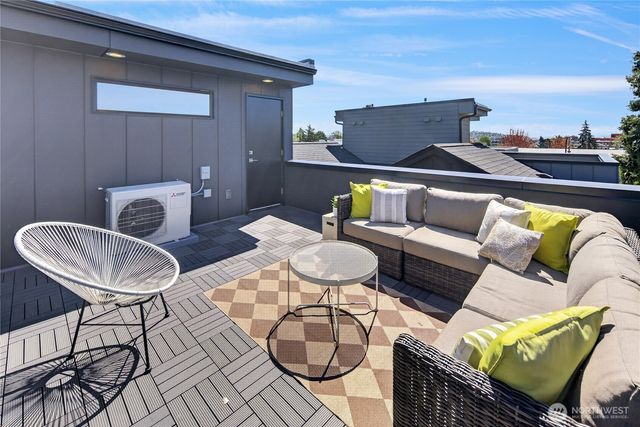 1761 NW 62nd Street, Seattle, WA 98107