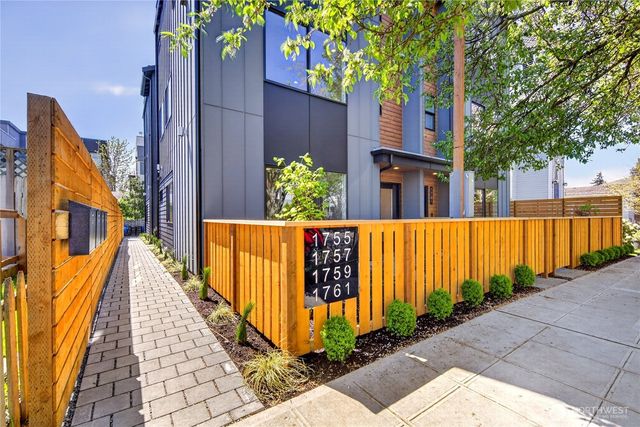 1761 NW 62nd Street, Seattle, WA 98107