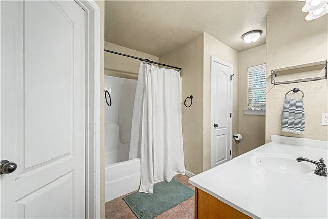 877 Richland Creek Avenue, Elkins, AR 72727