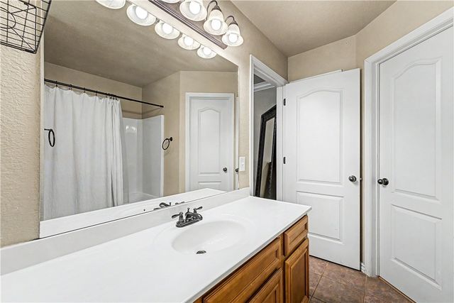 877 Richland Creek Avenue, Elkins, AR 72727