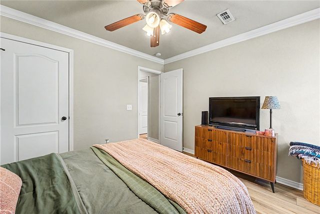 877 Richland Creek Avenue, Elkins, AR 72727
