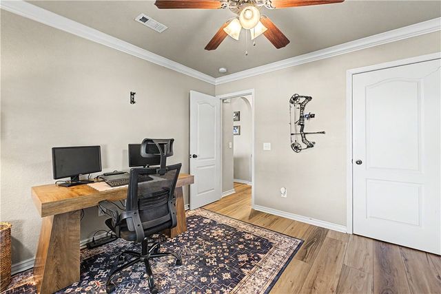 877 Richland Creek Avenue, Elkins, AR 72727