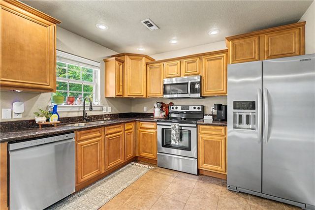 877 Richland Creek Avenue, Elkins, AR 72727