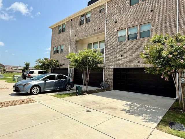 2741 Levee Lane, Lewisville, TX 75067