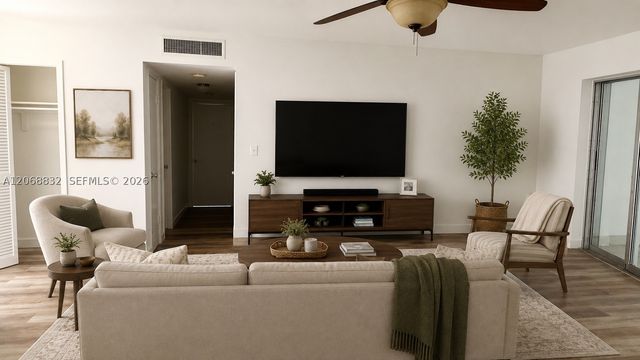 16971 SW 113th Ct 31444E, Miami, FL 33157