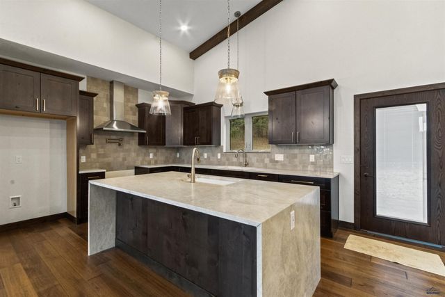 25809 SIDNEY TRL, Custer, SD 57730