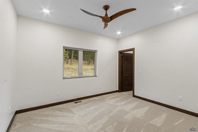 25809 SIDNEY TRL, Custer, SD 57730