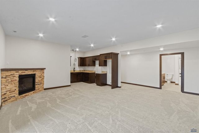 25809 SIDNEY TRL, Custer, SD 57730