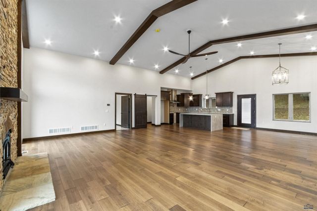 25809 SIDNEY TRL, Custer, SD 57730