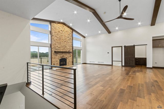 25809 SIDNEY TRL, Custer, SD 57730