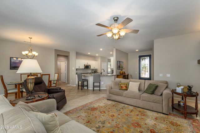 17949 W TIERRA DEL SOL Drive, Surprise, AZ 85387