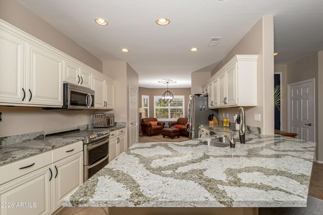 17949 W TIERRA DEL SOL Drive, Surprise, AZ 85387