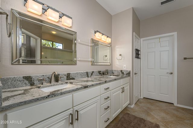 17949 W TIERRA DEL SOL Drive, Surprise, AZ 85387