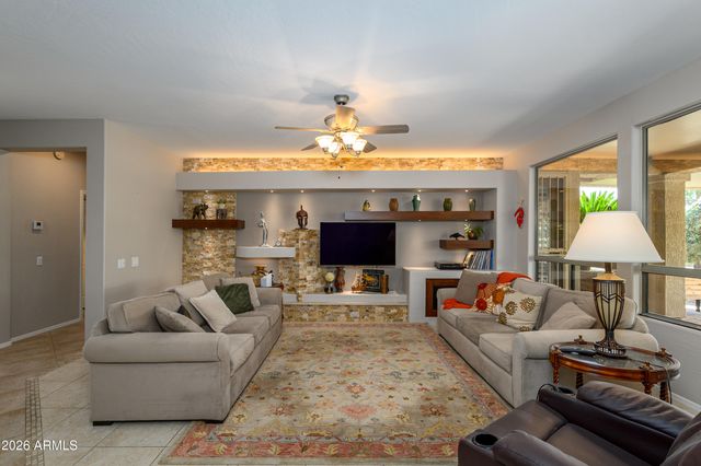 17949 W TIERRA DEL SOL Drive, Surprise, AZ 85387