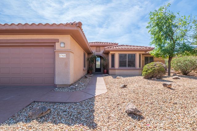 17949 W TIERRA DEL SOL Drive, Surprise, AZ 85387