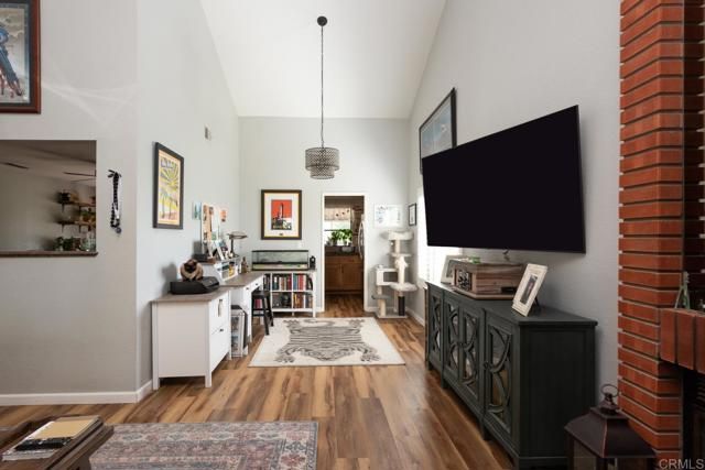 11705 Via Medanos, San Diego, CA 92128