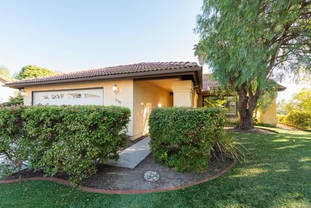 11705 Via Medanos, San Diego, CA 92128