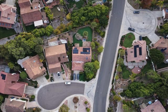 11705 Via Medanos, San Diego, CA 92128