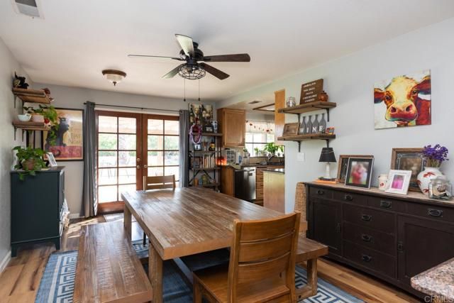 11705 Via Medanos, San Diego, CA 92128