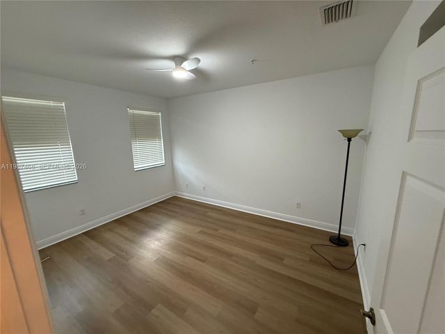 1045 SW 147th Ave 5609, Pembroke Pines, FL 33027