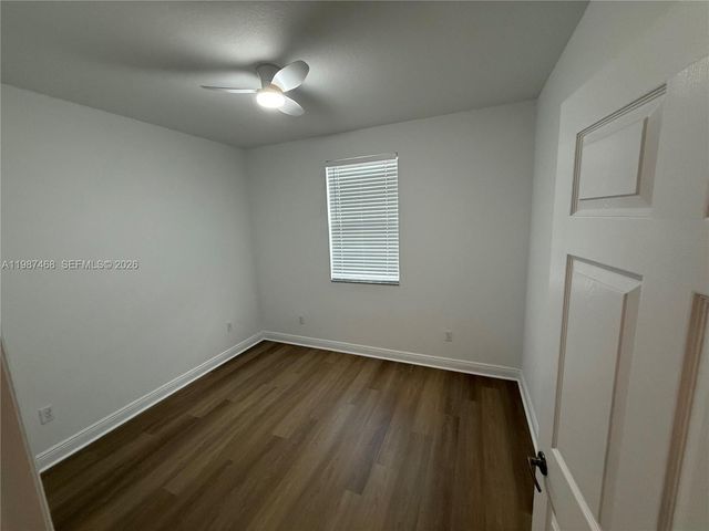 1045 SW 147th Ave 5609, Pembroke Pines, FL 33027