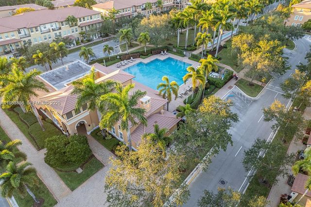 1045 SW 147th Ave 5609, Pembroke Pines, FL 33027