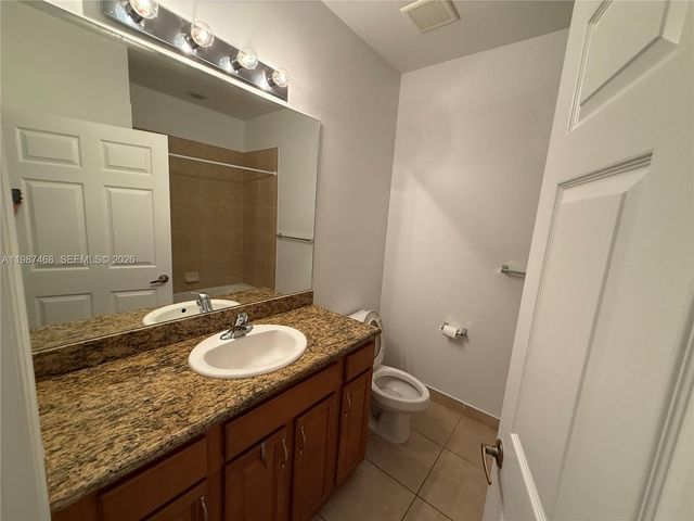 1045 SW 147th Ave 5609, Pembroke Pines, FL 33027