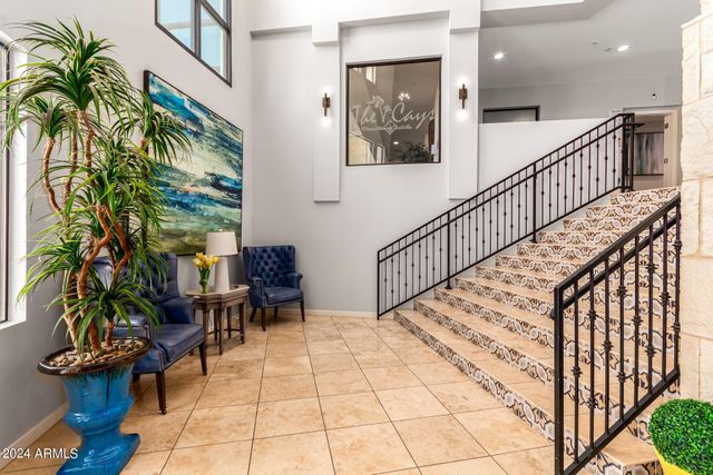 2511 W QUEEN CREEK Road 374, Chandler, AZ 85248