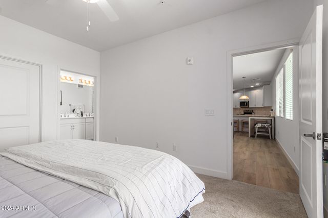 2511 W QUEEN CREEK Road 374, Chandler, AZ 85248