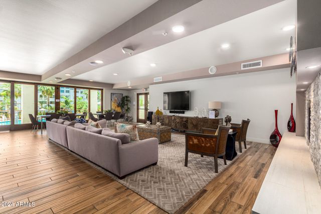 2511 W QUEEN CREEK Road 374, Chandler, AZ 85248