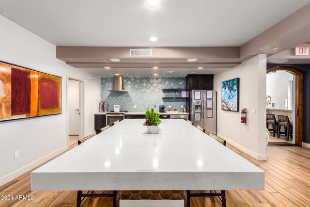2511 W QUEEN CREEK Road 374, Chandler, AZ 85248