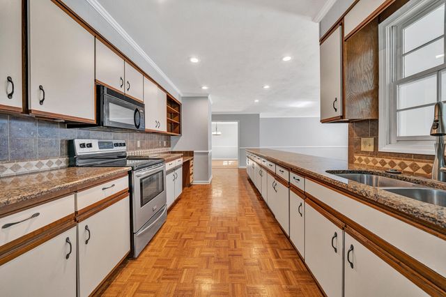 1660 Kingsmill DR, Salem, VA 24153