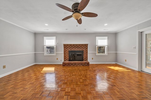 1660 Kingsmill DR, Salem, VA 24153