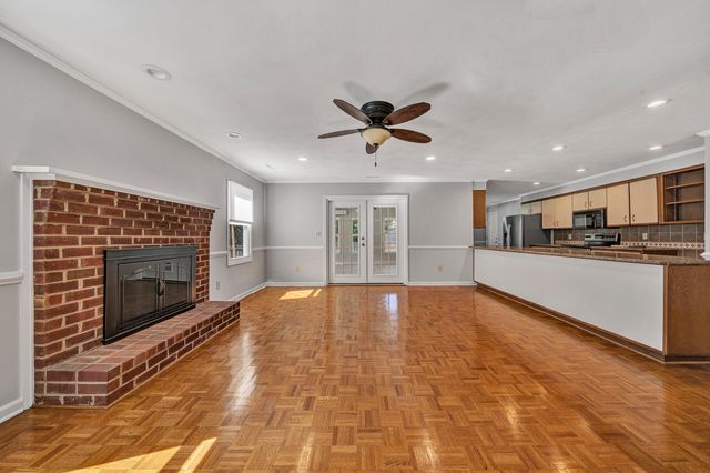 1660 Kingsmill DR, Salem, VA 24153