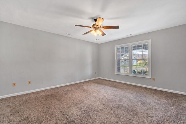 1660 Kingsmill DR, Salem, VA 24153