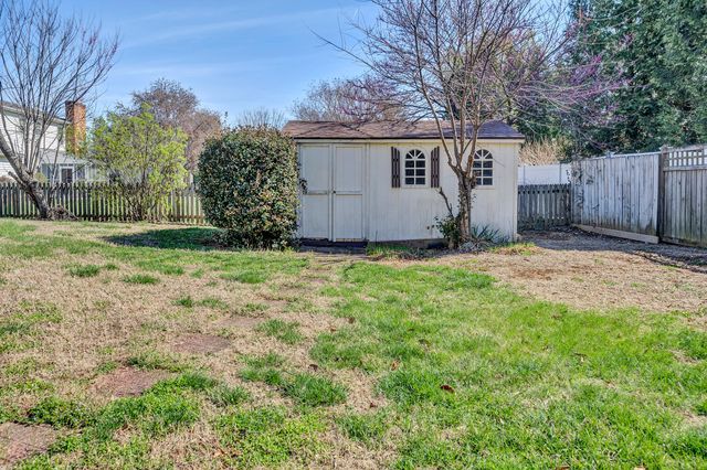 1660 Kingsmill DR, Salem, VA 24153