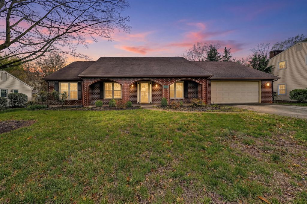 1660 Kingsmill DR, Salem, VA 24153