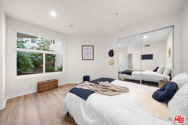 620 S Gramercy Place 103, Los Angeles, CA 90005