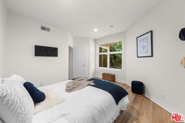 620 S Gramercy Place 103, Los Angeles, CA 90005