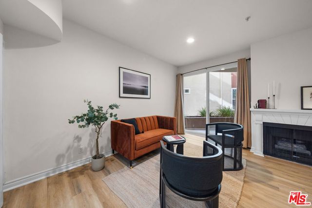 620 S Gramercy Place 103, Los Angeles, CA 90005