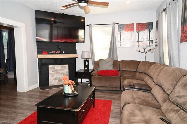 2100 Elm AVE, Portsmouth, VA 23704