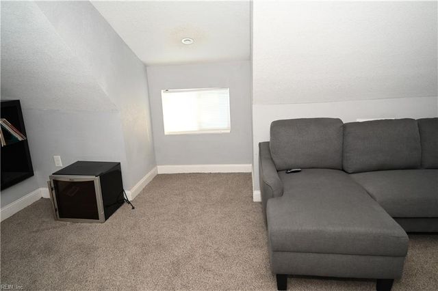 2100 Elm AVE, Portsmouth, VA 23704