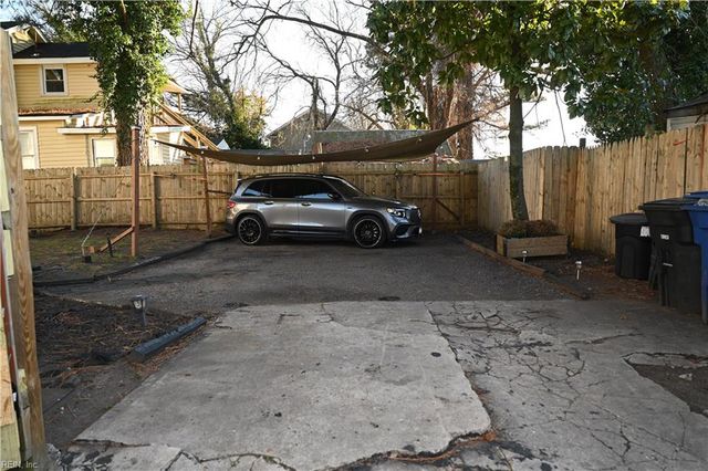 2100 Elm AVE, Portsmouth, VA 23704