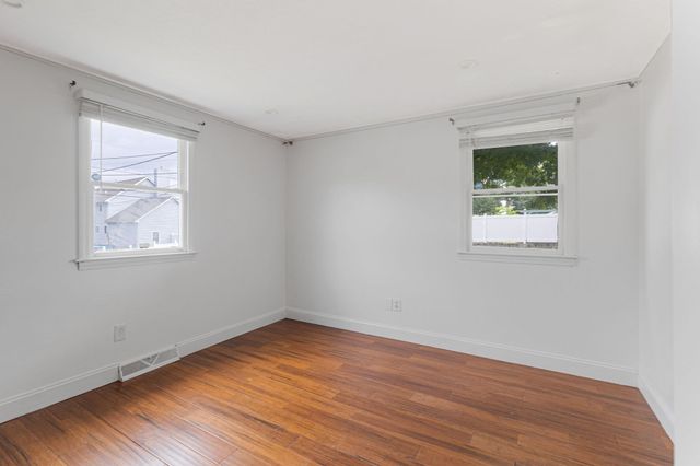 306 Chestnut St, Randolph, MA 02368