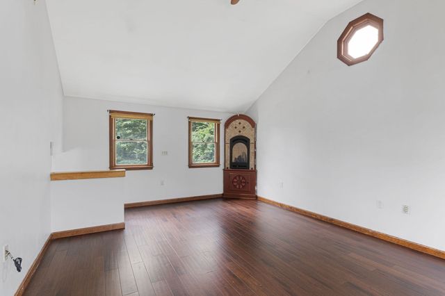 306 Chestnut St, Randolph, MA 02368